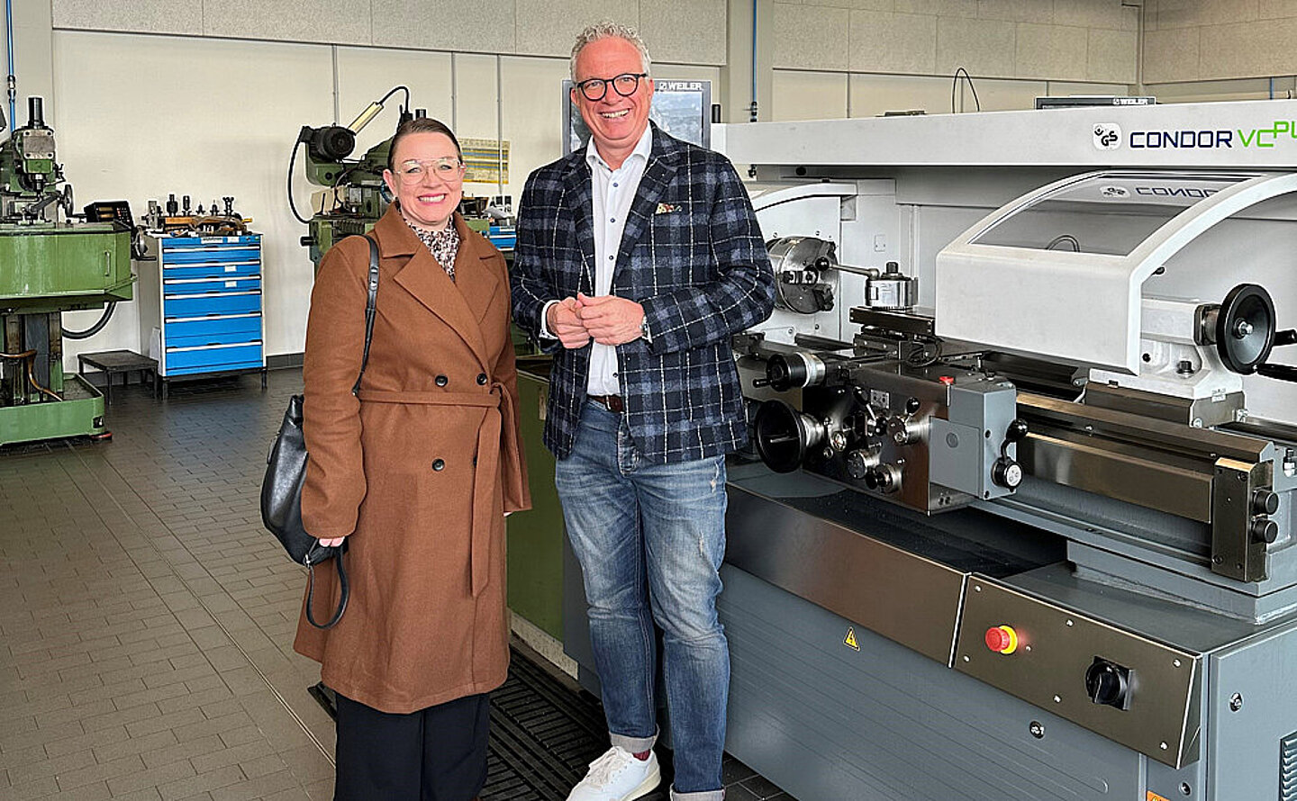 Christina Schulze Föcking und Sarah Lahrkamp besuchen